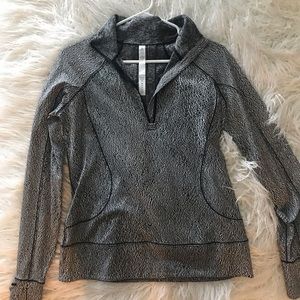 Lululemon size 8 top